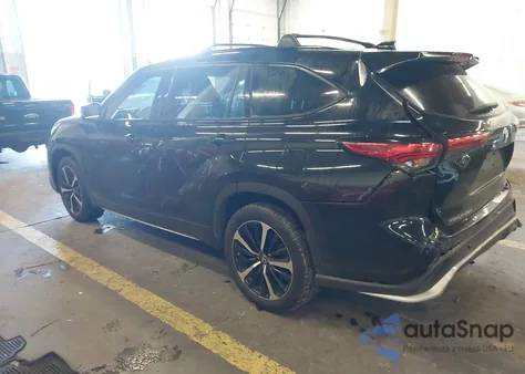 2021 Toyota Highlander Xse z USA, uszkodzony, nr VIN 5TDLZRBH5MS127775